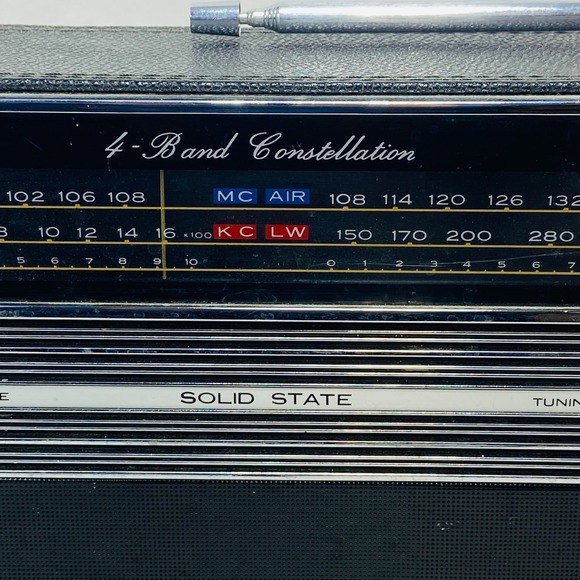 Vintage Crown Constellation 4 Band Solid State Radio Works TRF-2200 - Picture 3 of 10
